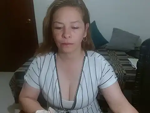 Chiquisexy1 online show from 06-22-26, 10:07