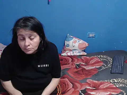 Snapshot of Adan_eva26 chatting on 06-12-26, 05:56 Adan eva26 online show from 06-12-26, 05:56