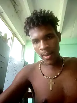Snapshot of dantecruz19 chatting on 06-20-26, 02:53 dantecruz19 online show from 06-20-26, 02:53