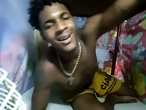 Snapshot of dantecruz19 chatting on 07-18-26, 12:04 dantecruz19 online show from 07-18-26, 12:04