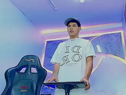 Alexi hot23 online show from 07-12-26, 08:44