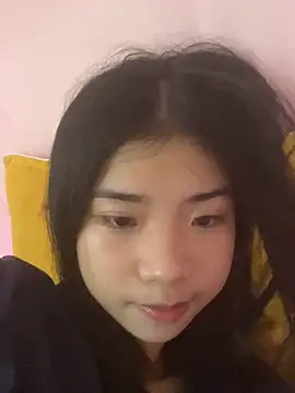 Snapshot of -Kempi- chatting on 07-16-26, 07:36 -Kempi- online show from 07-16-26, 07:36
