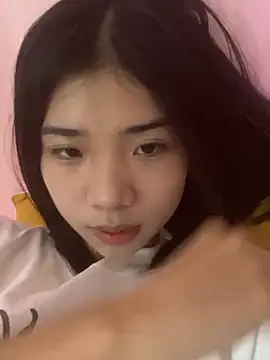 Snapshot of -Kempi- chatting on 07-19-26, 09:46 -Kempi- online show from 07-19-26, 09:46