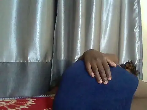 Snapshot of sexy_nastia chatting on 06-12-26, 04:00 sexy nastia online show from 06-12-26, 04:00