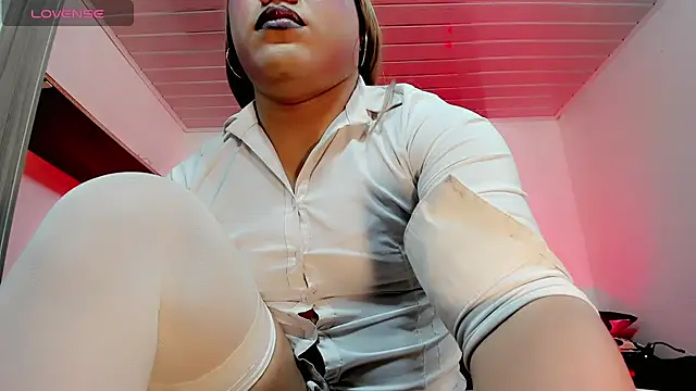 Snapshot of lisa_armas chatting on 07-02-26, 03:34 lisa armas online show from 07-02-26, 03:34