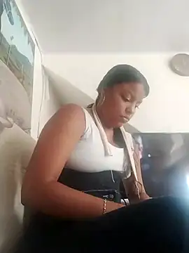 Rose F0x online show from 07-14-26, 05:07