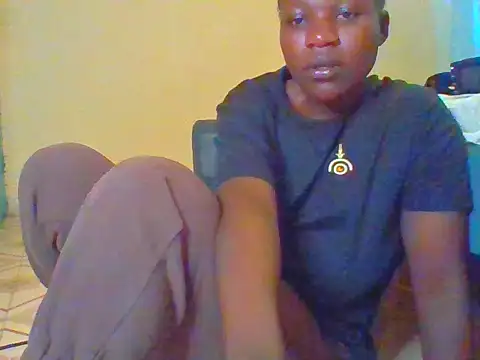 Snapshot of candycrusha chatting on 06-09-26, 07:20 candycrusha online show from 06-09-26, 07:20