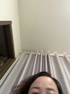 xiaolen- online show from 06-11-26, 03:48