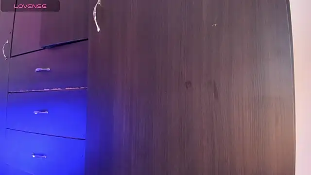 sofiaa cardenas online show from 06-25-26, 12:10