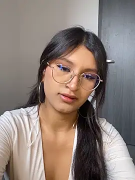 lizyyyy  online show from 06-09-26, 08:53