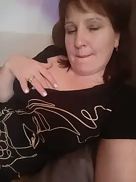 Snapshot of ViolettaLove888 chatting on 06-14-26, 05:15 ViolettaLove888 online show from 06-14-26, 05:15