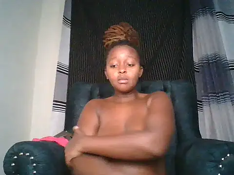 Ellah simone online show from 07-01-26, 12:01