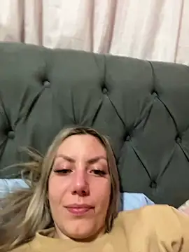 Alana sc online show from 06-17-26, 01:19