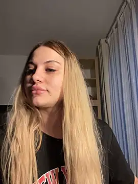 DariaSellen online show from 06-13-26, 06:17