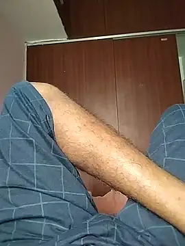 Snapshot of Sursan chatting on 07-18-26, 10:08 Sursan online show from 07-18-26, 10:08