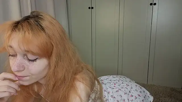tgirlfoxy online show from 07-21-26, 06:16