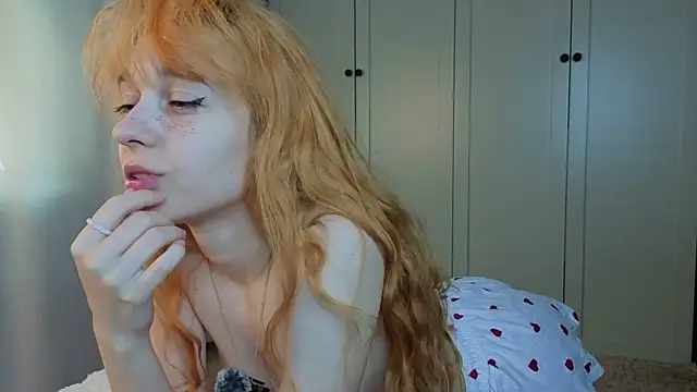 tgirlfoxy online show from 07-22-26, 06:49