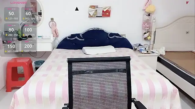 miaomiao-99 online show from 07-22-26, 04:04