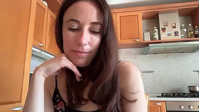 Flamingo Queen online show from 06-12-26, 06:23
