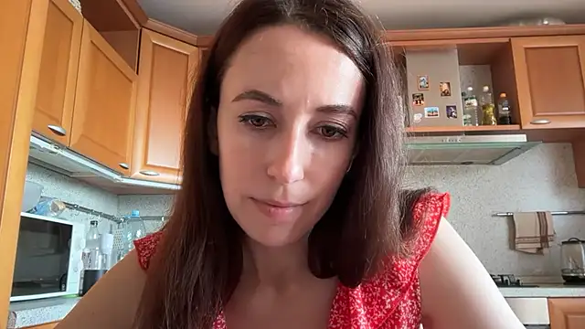 Snapshot of Flamingo_Queen chatting on 06-18-26, 03:16 Flamingo Queen online show from 06-18-26, 03:16