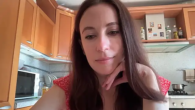 Snapshot of Flamingo_Queen chatting on 06-23-26, 05:05 Flamingo Queen online show from 06-23-26, 05:05