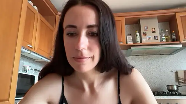 Snapshot of Flamingo_Queen chatting on 07-04-26, 05:35 Flamingo Queen online show from 07-04-26, 05:35