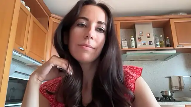 Snapshot of Flamingo_Queen chatting on 07-06-26, 05:59 Flamingo Queen online show from 07-06-26, 05:59