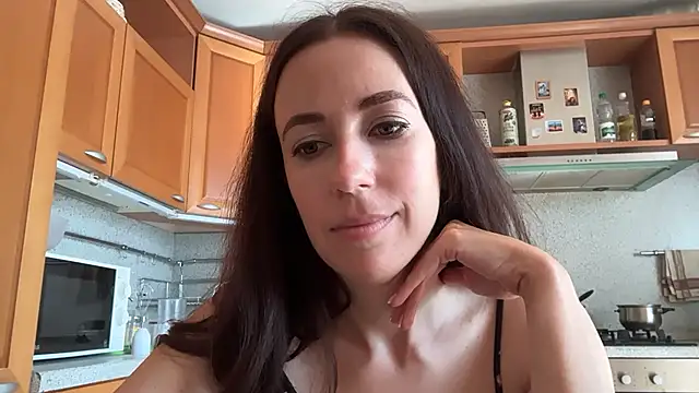 Snapshot of Flamingo_Queen chatting on 07-16-26, 06:08 Flamingo Queen online show from 07-16-26, 06:08
