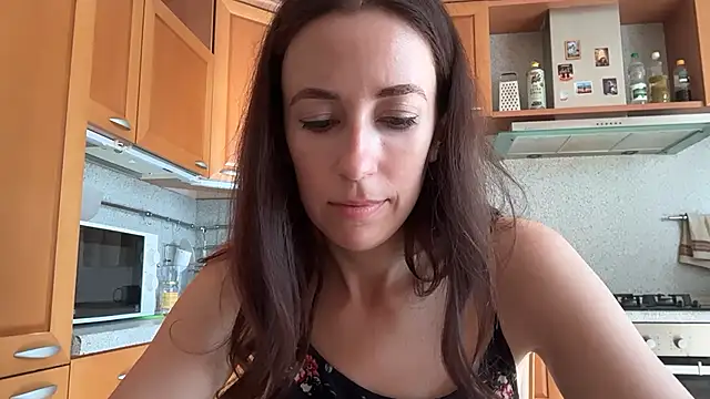 Snapshot of Flamingo_Queen chatting on 07-19-26, 05:55 Flamingo Queen online show from 07-19-26, 05:55
