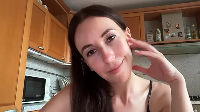 Snapshot of Flamingo_Queen chatting on 07-23-26, 05:00 Flamingo Queen online show from 07-23-26, 05:00