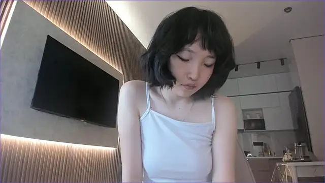 lumimii online show from 06-16-26, 03:09