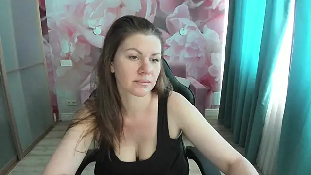 LunaKissesx online show from 07-18-26, 11:36
