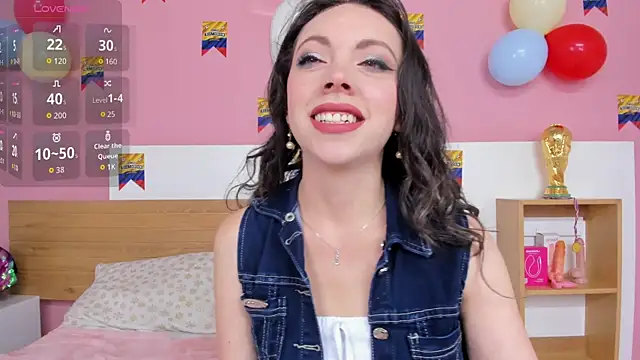 Snapshot of AshleyBenoitt chatting on 07-15-26, 01:27 AshleyBenoitt online show from 07-15-26, 01:27