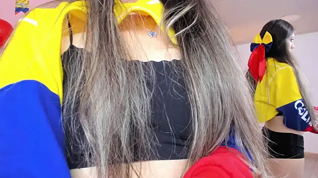 Snapshot of AshleyBenoitt chatting on 07-20-26, 01:35 AshleyBenoitt online show from 07-20-26, 01:35