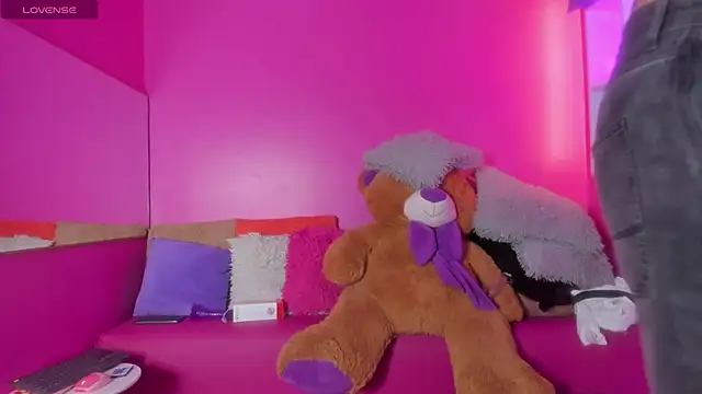 zarel angels online show from 06-30-26, 07:48