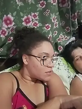 Esquetadinhas online show from 06-30-26, 01:39