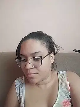 Esquetadinhas online show from 07-04-26, 06:14