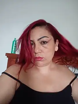 Snapshot of Agata_Traviesa chatting on 06-08-26, 08:31 Agata Traviesa online show from 06-08-26, 08:31