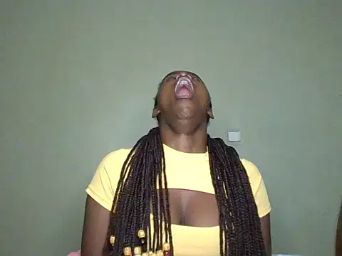 Prettygodess1 online show from 07-07-26, 07:23