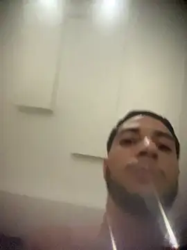 Leroiahmed22 online show from 06-09-26, 04:57