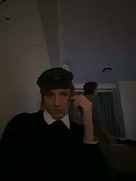 Leoooo30 online show from 06-15-26, 05:53