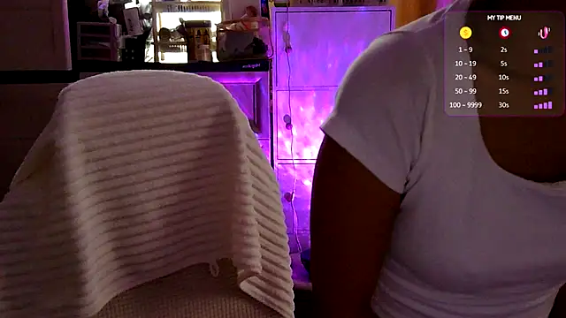 urgrl portia online show from 07-24-26, 09:51