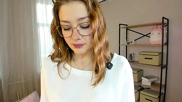 DarleenWarrior online show from 07-12-26, 06:59