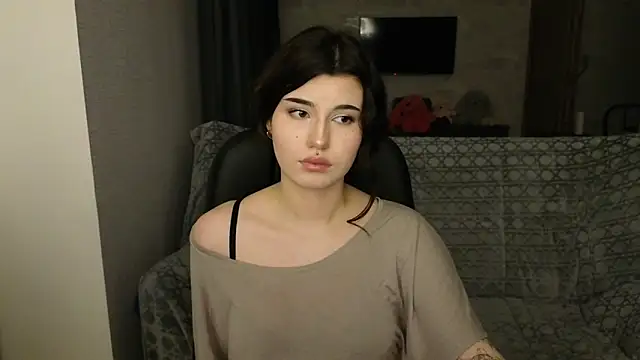 Snapshot of SolanaFlipper chatting on 06-13-26, 09:35 SolanaFlipper online show from 06-13-26, 09:35