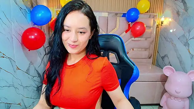 Aleja r  online show from 06-28-26, 12:22