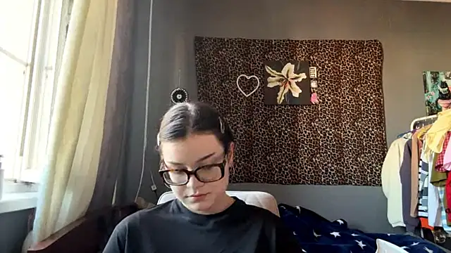 StellaCors online show from 06-28-26, 03:40