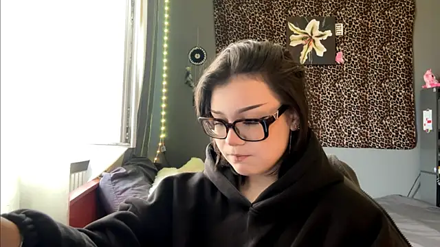 StellaCors online show from 07-30-26, 03:33