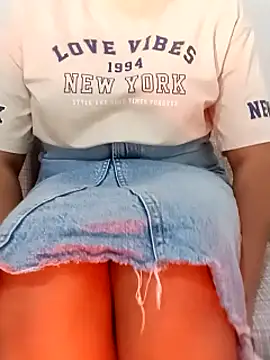 officequeen online show from 07-16-26, 05:13