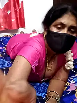 Snapshot of tamil_sarah chatting on 08-02-26, 07:01 tamil sarah online show from 08-02-26, 07:01