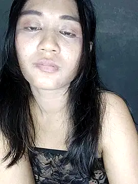 Snapshot of Rayya_4yy chatting on 06-25-26, 04:00 Rayya 4yy online show from 06-25-26, 04:00